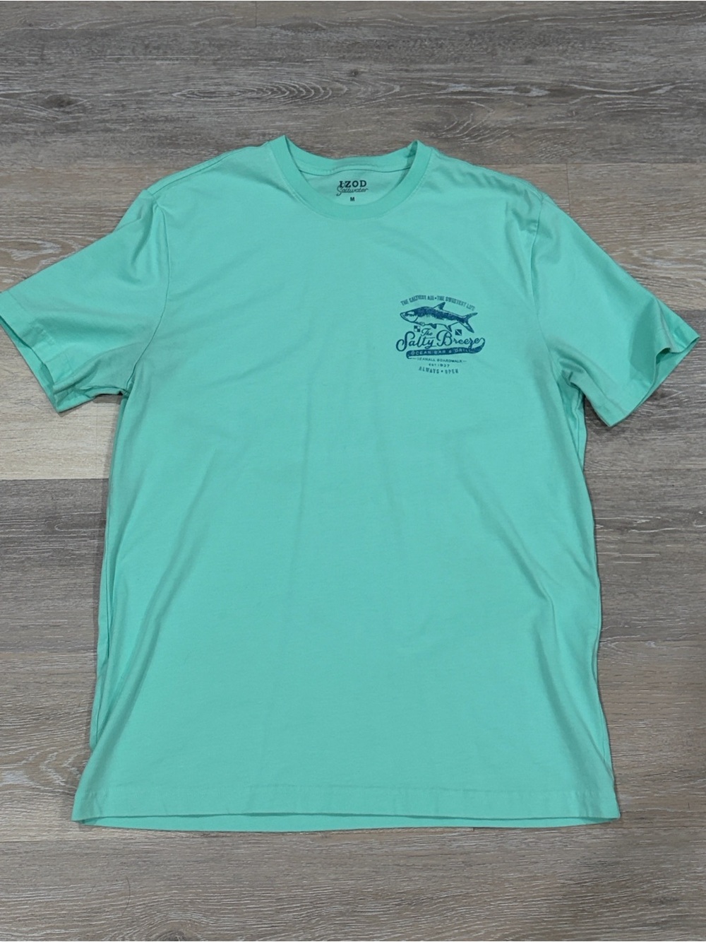 Izod Men’s Mint Green Short-Sleeve Graphic Tee